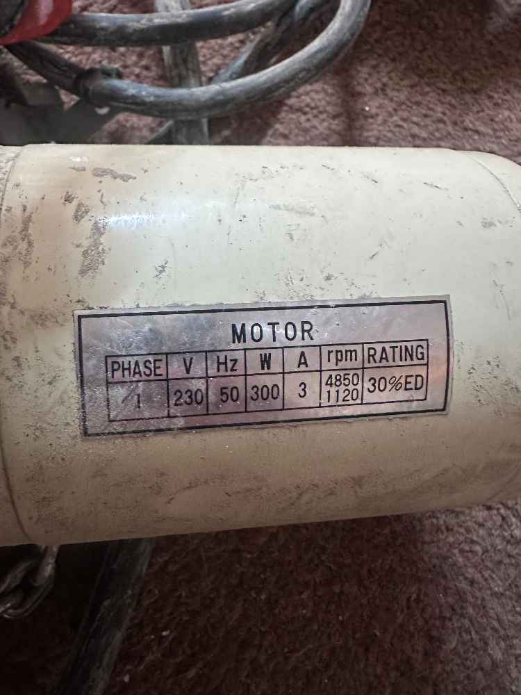 Wciągarka / elektryczny wciągnik łańcuchowy KITO