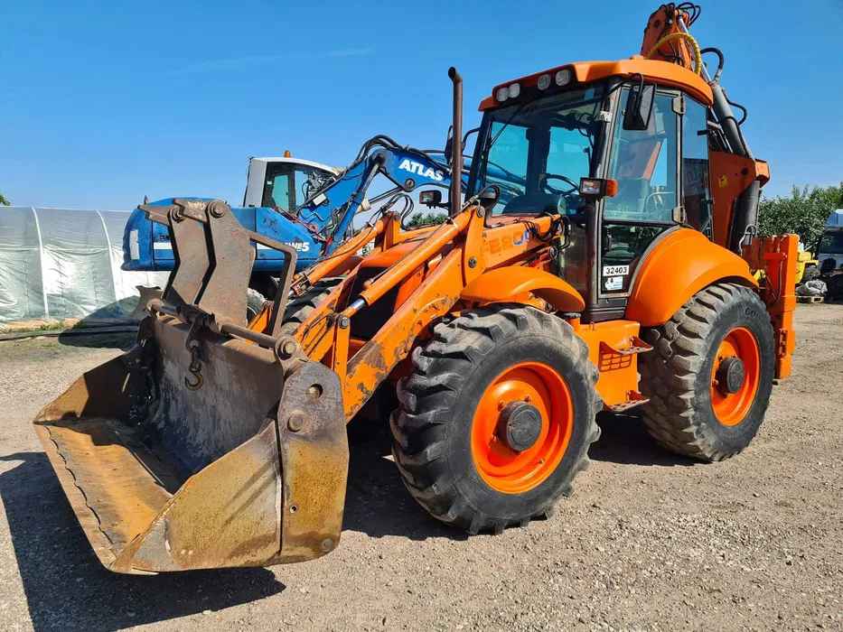 Koparko-ładowarka New Holland LB 115 Fiat-Kobelco B200