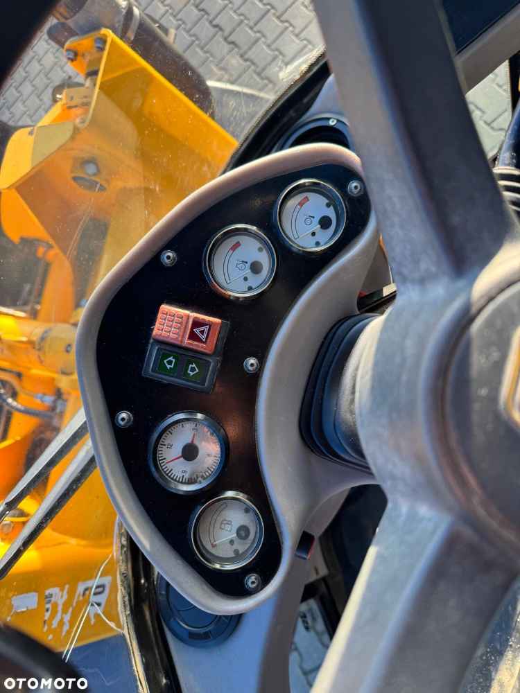 Ładowarka JCB 409 ZX